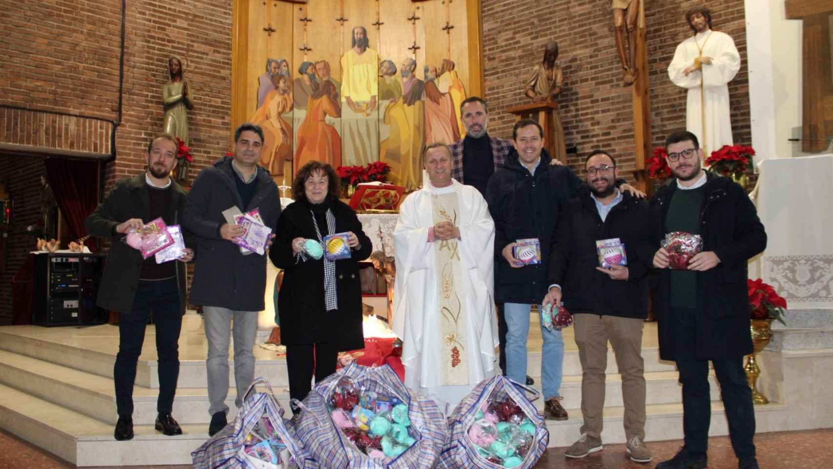 Más de 10.740 kilos de alimentos y 1.450 juguetes, balance de la campaña 'Populares Solidarios' de NNGG Toledo