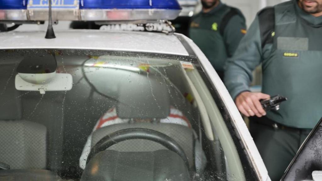 Día gris y triste en Piedrabuena (Ciudad Real) tras la muerte por arma blanca de una joven. Foto: Efe