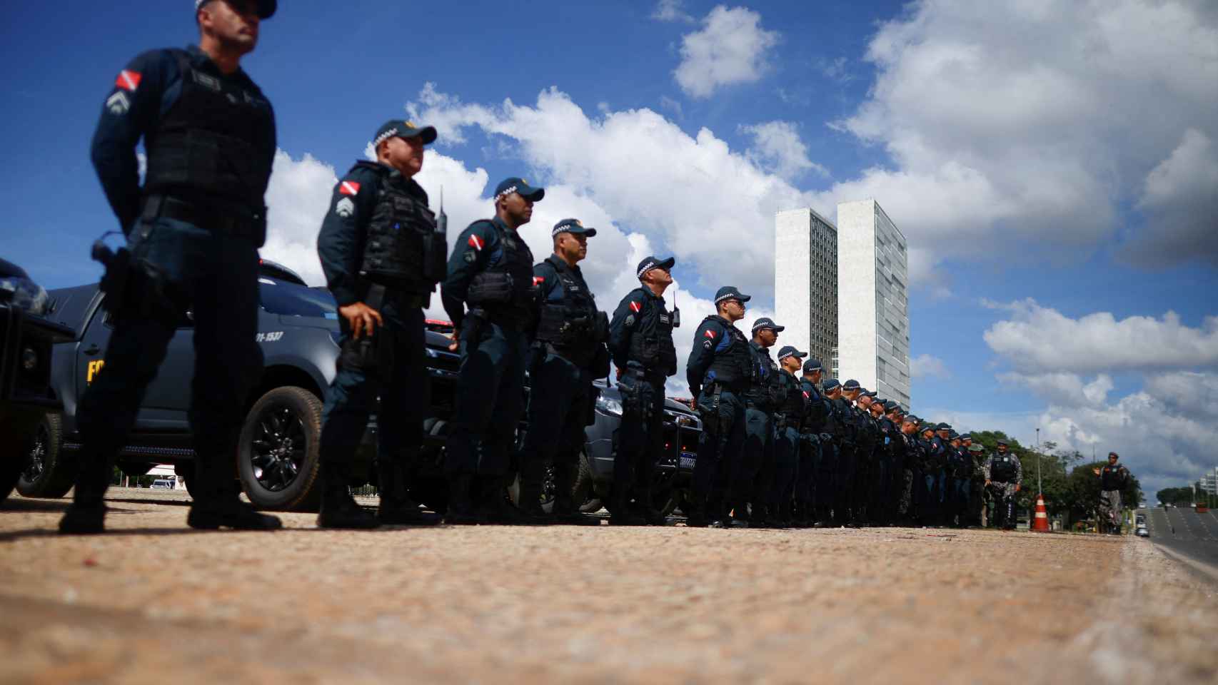 Fuerzas de seguridad brasileñas protegen el Palacio del Planalto el pasado día 8 de enero.