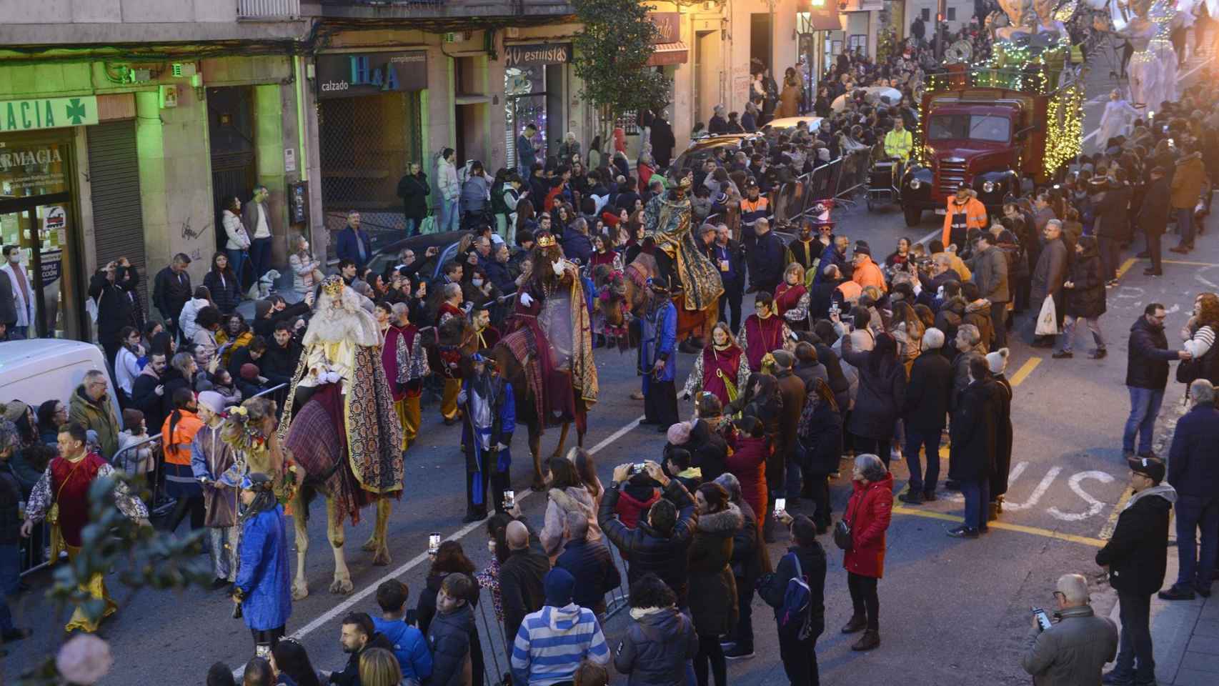 Cabalgata de Reyes 2023 en Ourense.