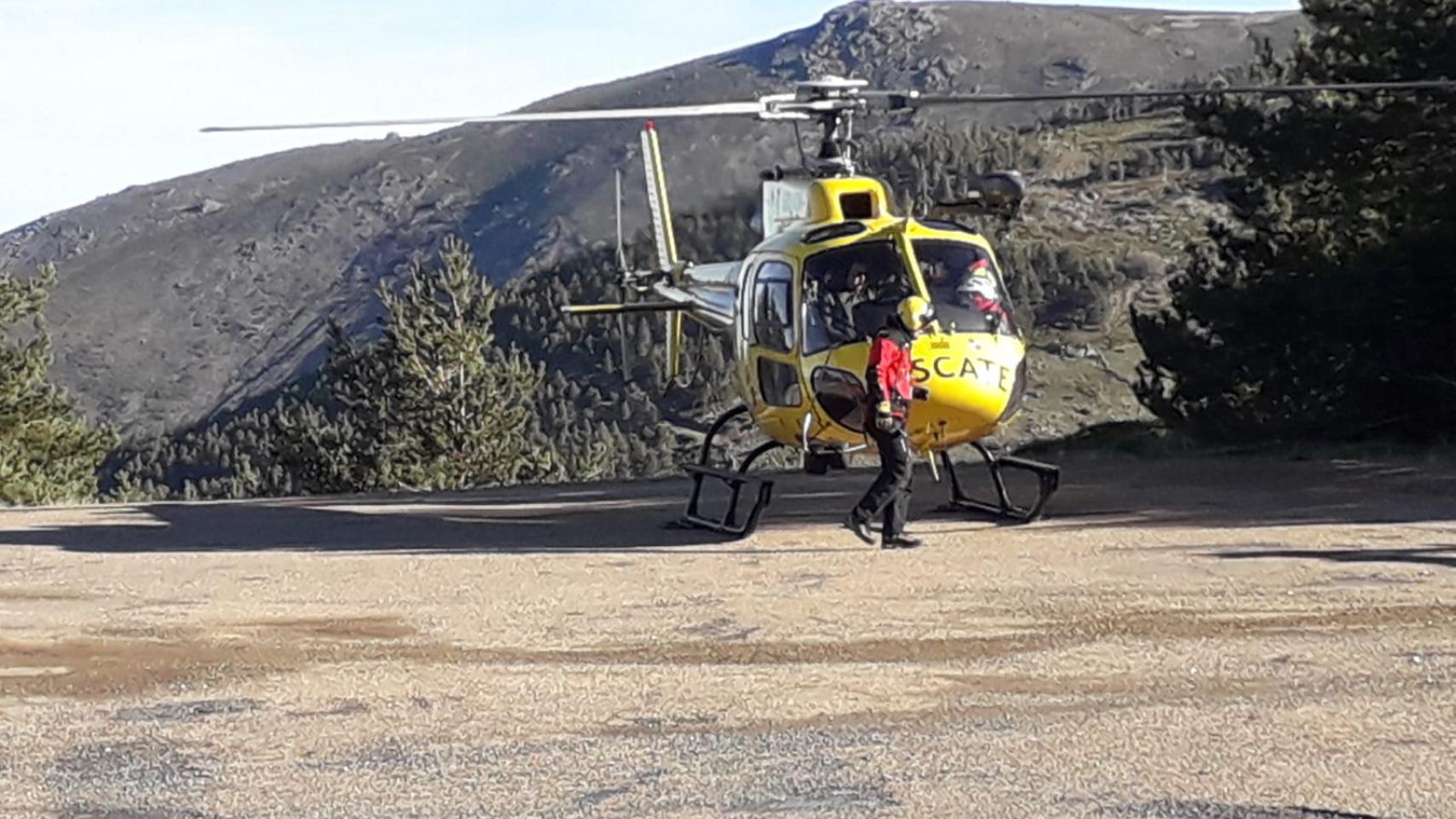 Labores de rescate del montañero desaparecido en la Sierra de Béjar