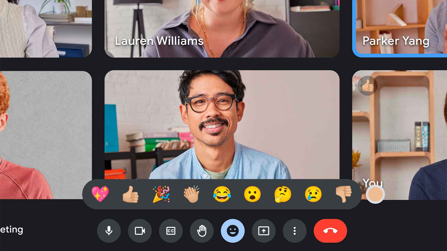 La barra de herramientas con las reacciones de los emojis en Meet
