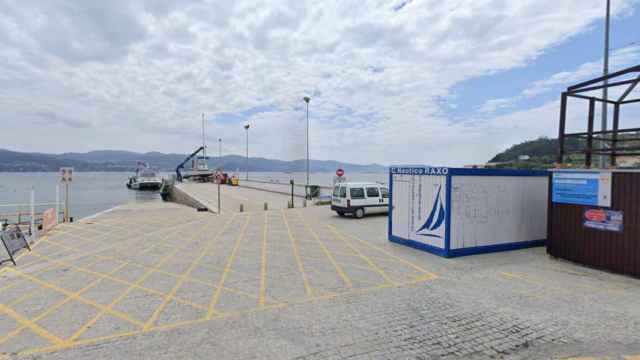 Muelle del puerto de Raxó.