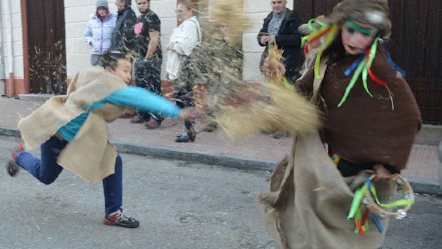 'La Bufa' de Aldeadávila de la Ribera, una tradición por San Antón