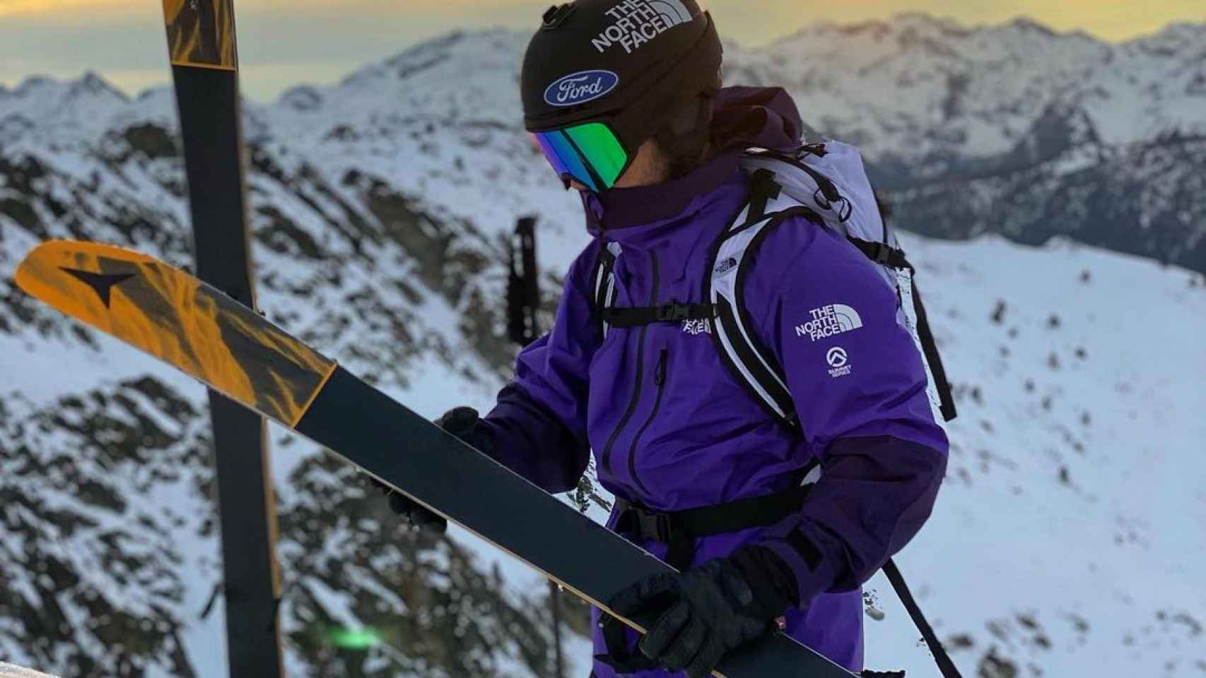 Aymar Navarro durante una sesión de esquí