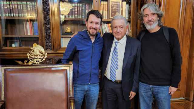 Pablo Iglesias, Andrés Manuel López Obrador y Alfredo Serrano Mancilla, este jueves.