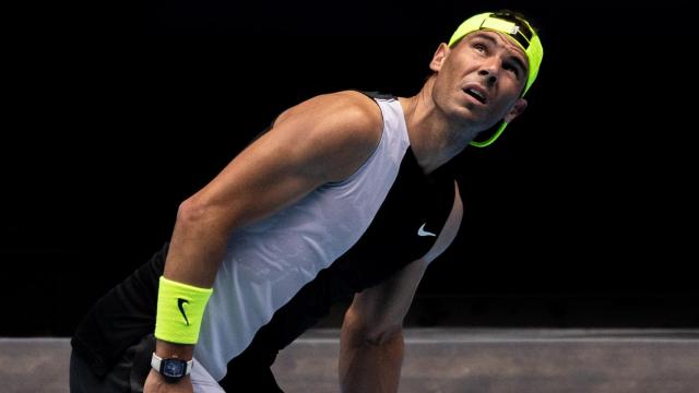 Rafa Nadal entrenando de cara al Abierto de Australia 2023