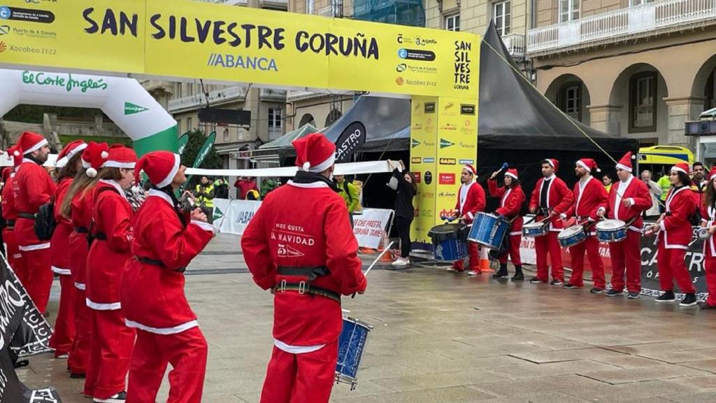 Minutos antes del inicio de la San Silvestre de A Coruña el 15 de enero de 2022.