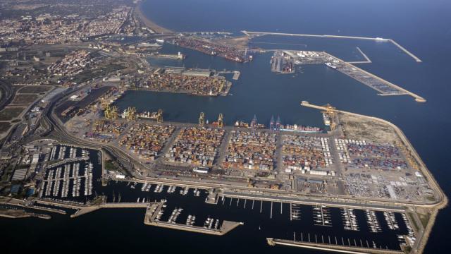 Vista aérea del puerto de Valencia.