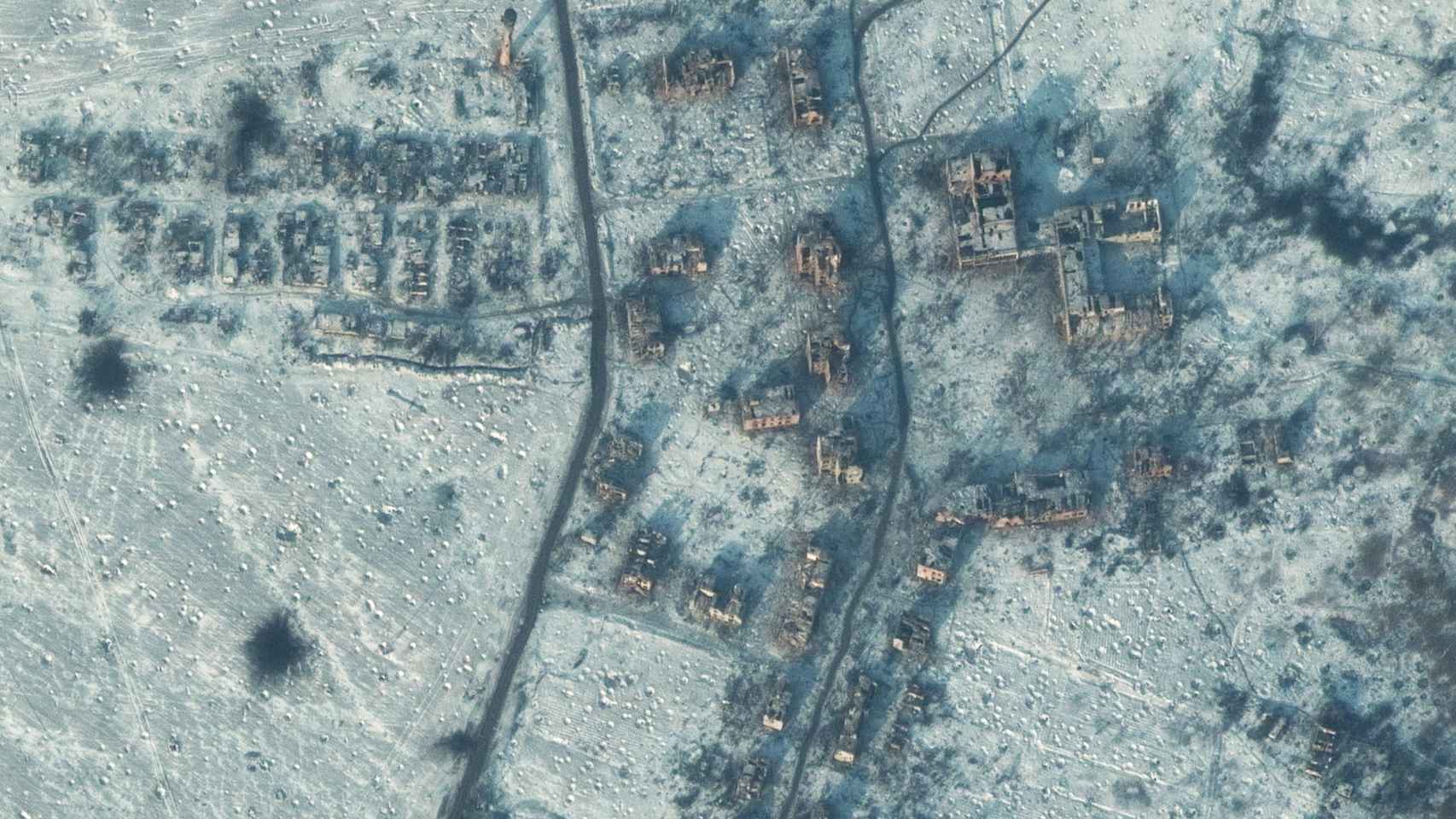 Una imagen por satélite de edificios destruidos en Soledar, Ucrania, el 11 de enero de 2023.