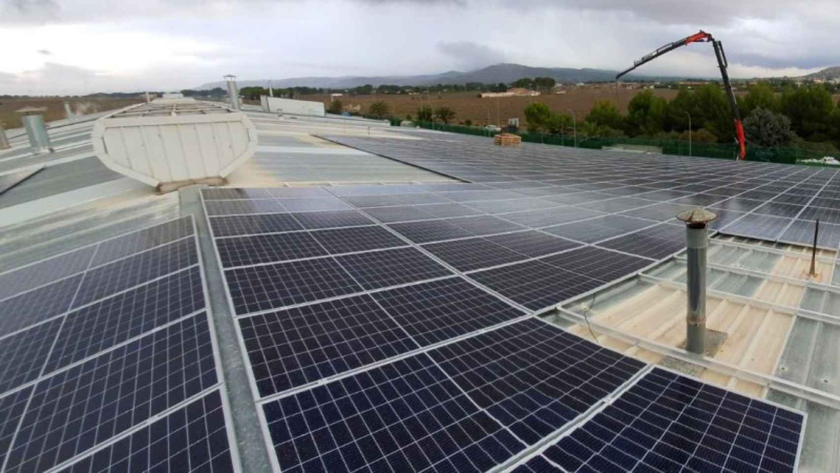 Instalación fotovoltaica en la cubierta de TexAthenea. EE