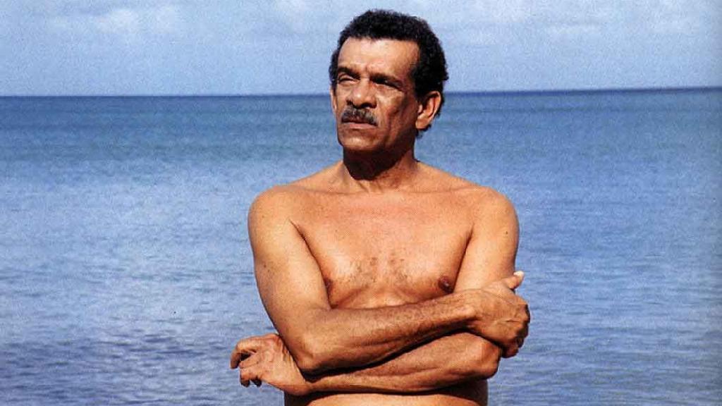 Derek Walcott en Santa Lucía. Foto: Bruce Paddington