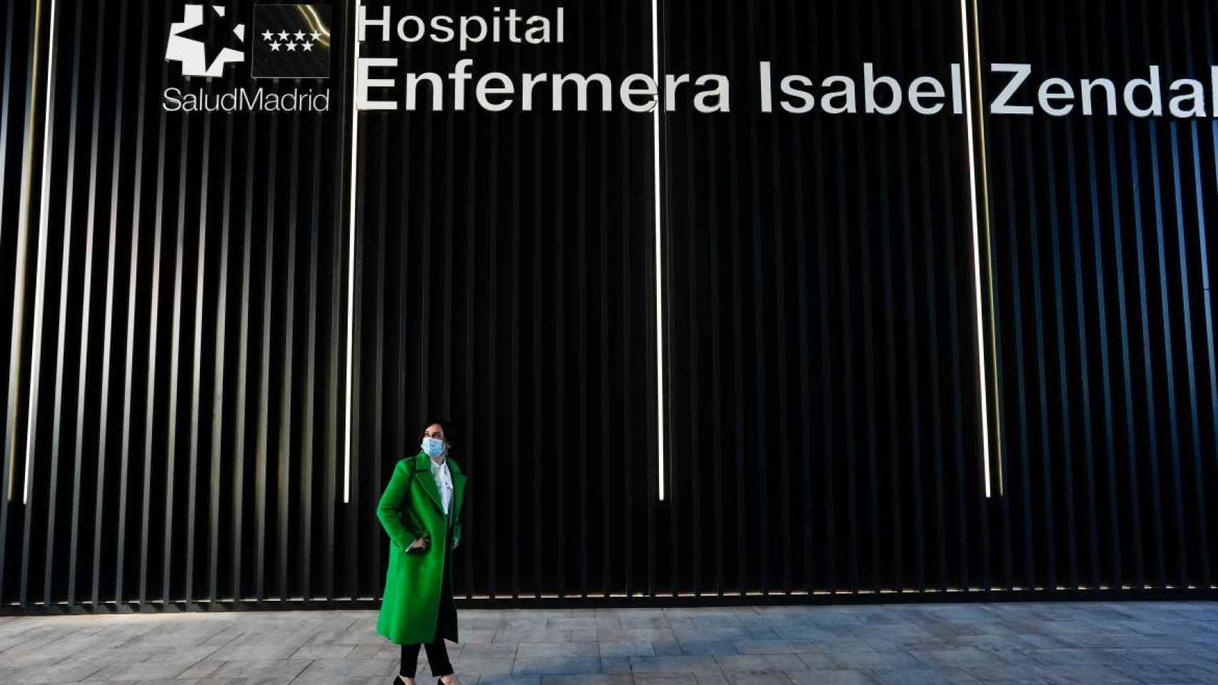 Isabel Díaz Ayuso durante la inauguración del Hospital Enfermera Isabel Zendal en diciembre de 2020.