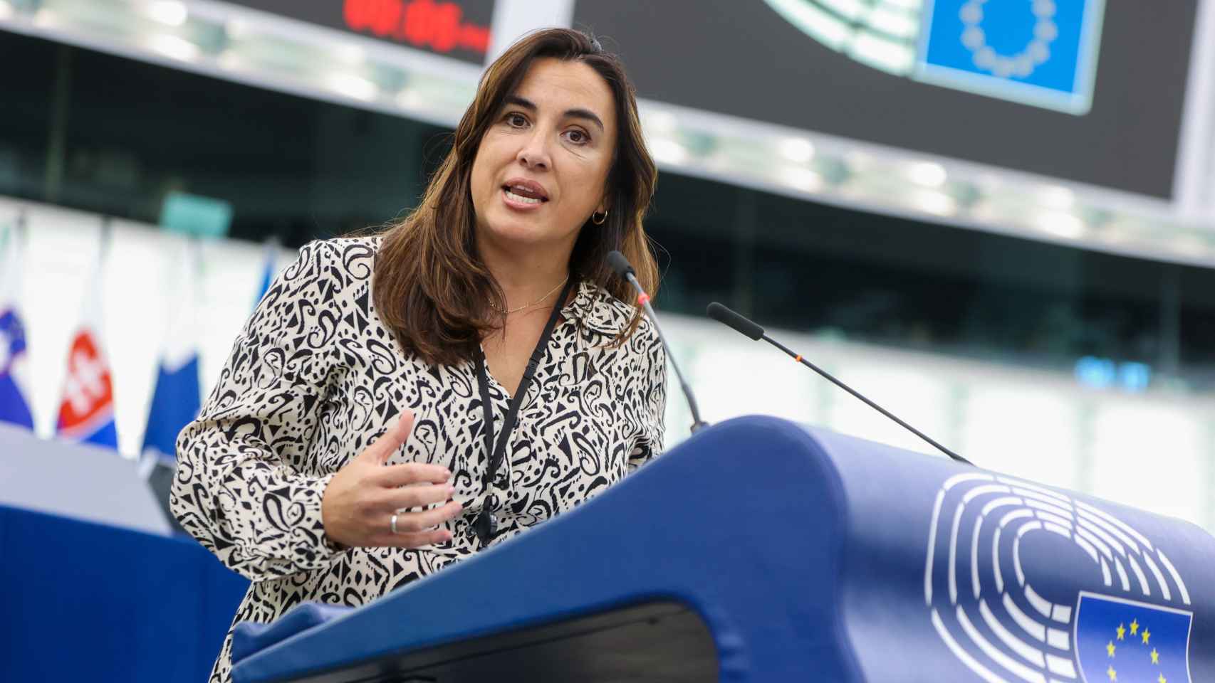 Mónica Silvana González, durante una intervención ante el pleno de la Eurocámara