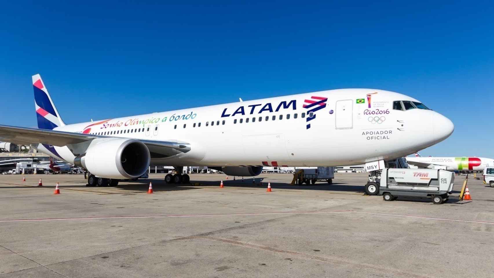 Avión Latam Airlines.
