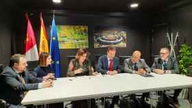 Firma del acuerdo. Foto: Delegación de Gobierno de Castilla-La Mancha.