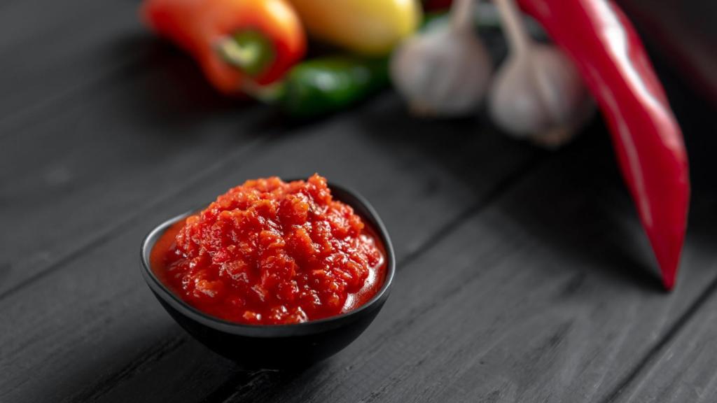 Salsas picantes 'made in Spain' que llenan de alegría tu cocina