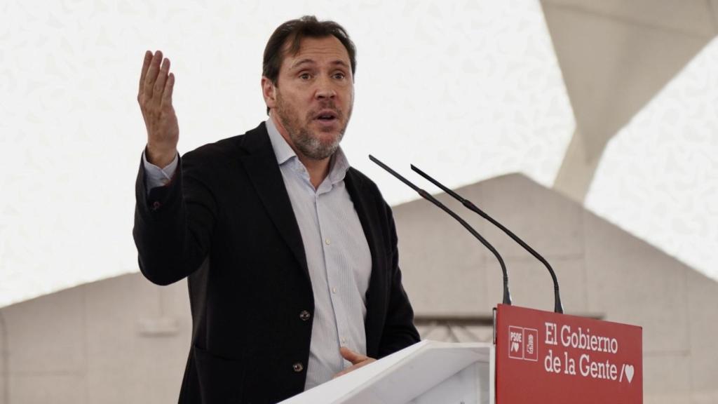 El candidato del PSOE a la Alcaldía de Valladolid, Óscar Puente en un acto político del PSOE en Valladolid.