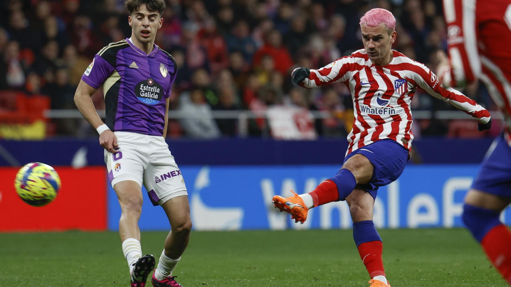 Griezmann dispara en el Atlético - Valladolid de La Liga 2022/23