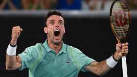 Roberto Bautista celebra su victoria contra Andy Murray en el Abierto de Australia