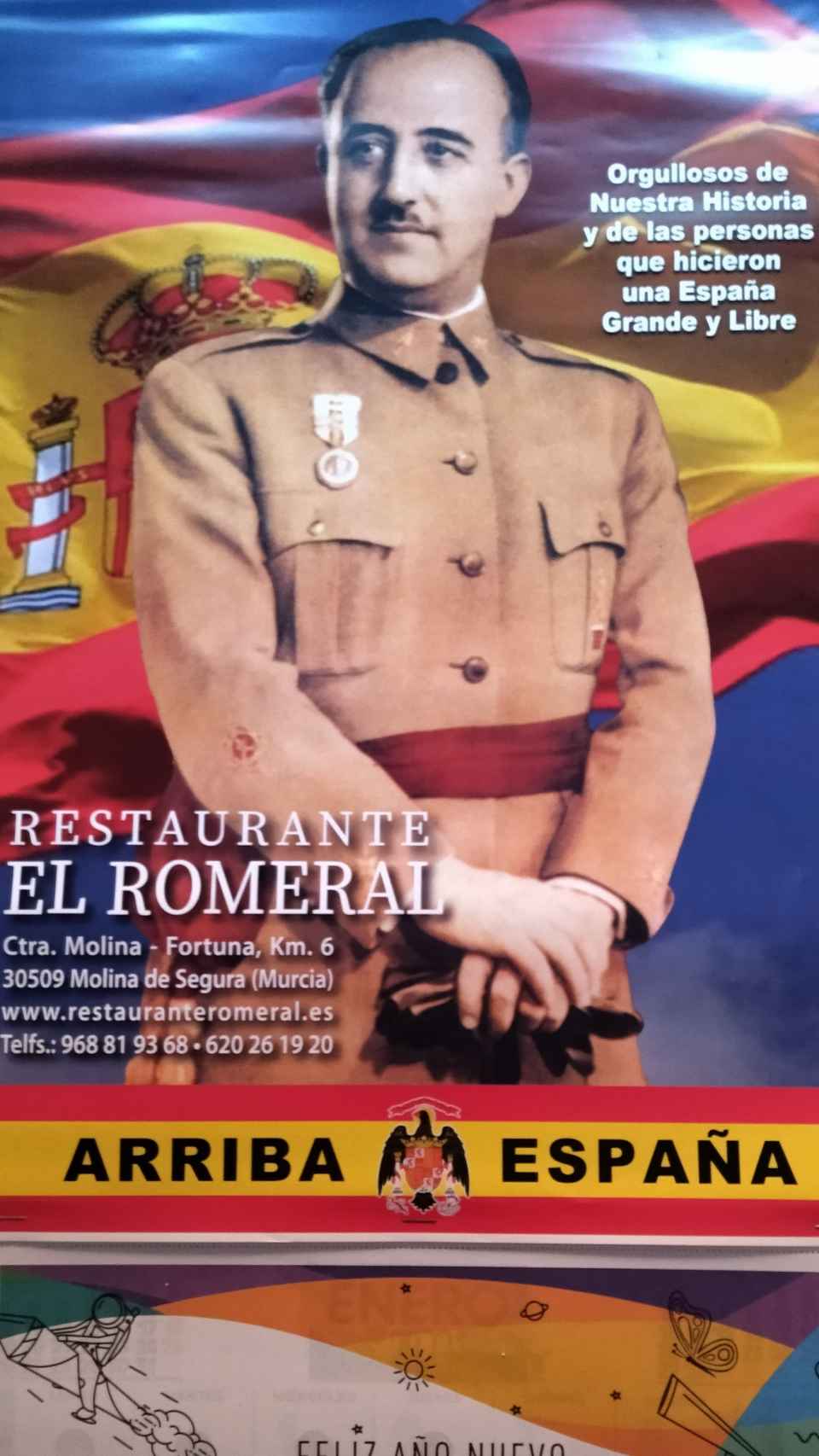 El calendario de 2023 con el dictador Francisco Franco que el dueño del Restaurante El Romeral le suele regalar a sus clientes.
