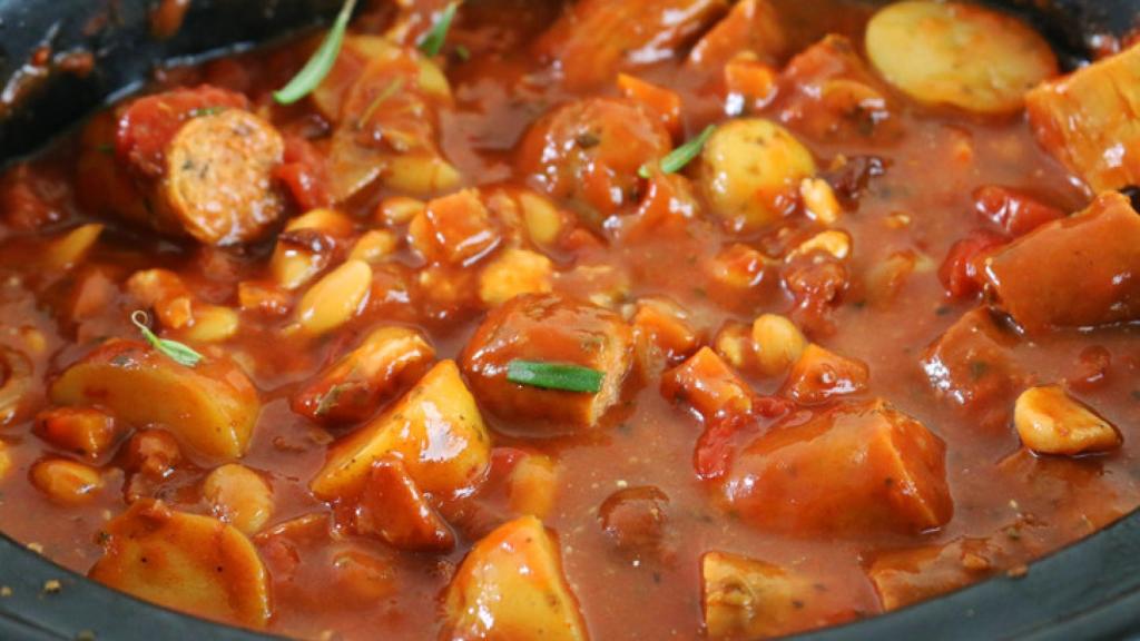 Receta de patatas guisadas.