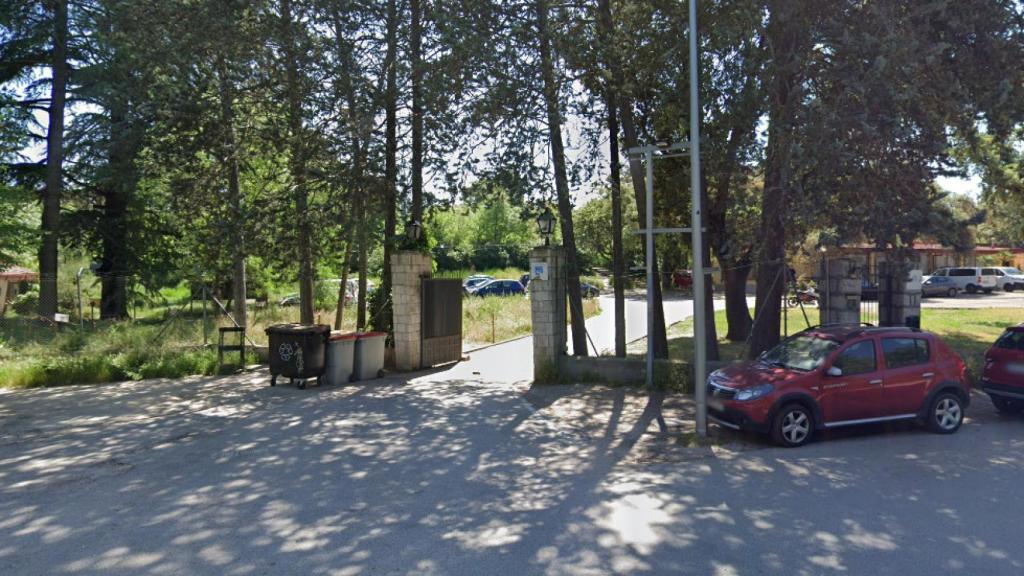 La entrada al Centro de Primera Acogida de Batán, en la Casa de campo de Madrid.