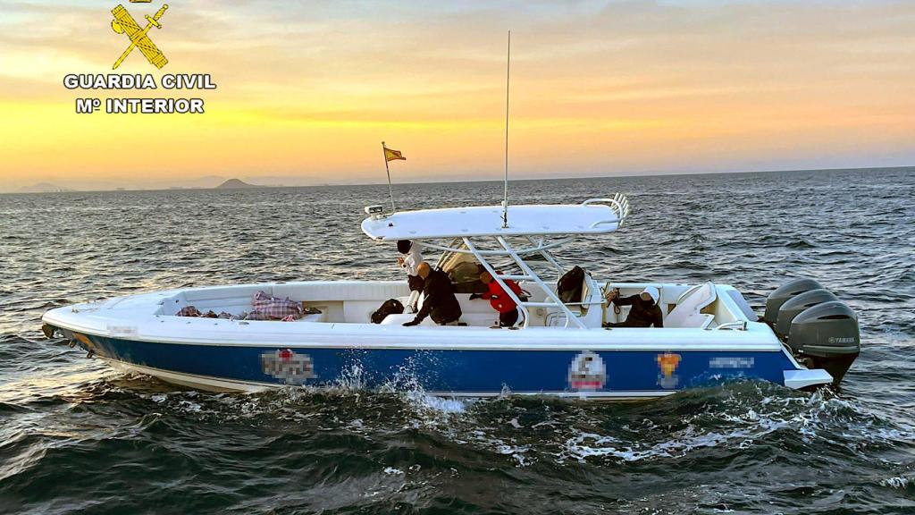 Esta es la nave que había sido robada en Altea y donde estaban los cuatro arrestados.