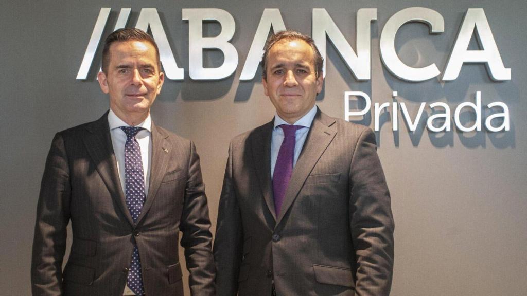 Pablo Torralba, CEO de Edmond de Rothschild en España y Gabriel González Eiroa, director general Comercial de Abanca.