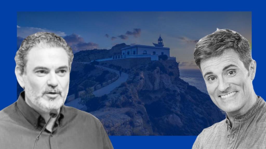 Vicente Arques y Luis Larrodera, con el faro de l'Alfàs de fondo.