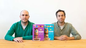 Javier Quintana y Alberto Jiménez, cofundadores de Smileat, que consiguió en 2022 ser la única empresa de alimentación infantil ecológica española certificada por B-Corp.