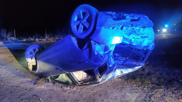 Coche volcado en Medina del Campo