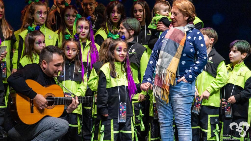 Paqui Prieto, durante la sorpresa de su murga.