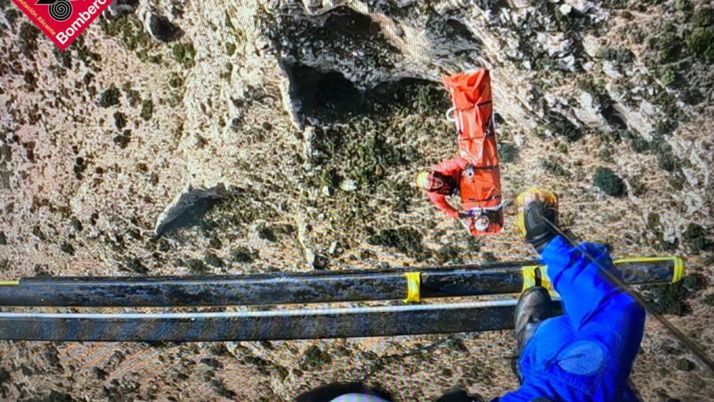 El rescatado, desde el helicóptero del GER.