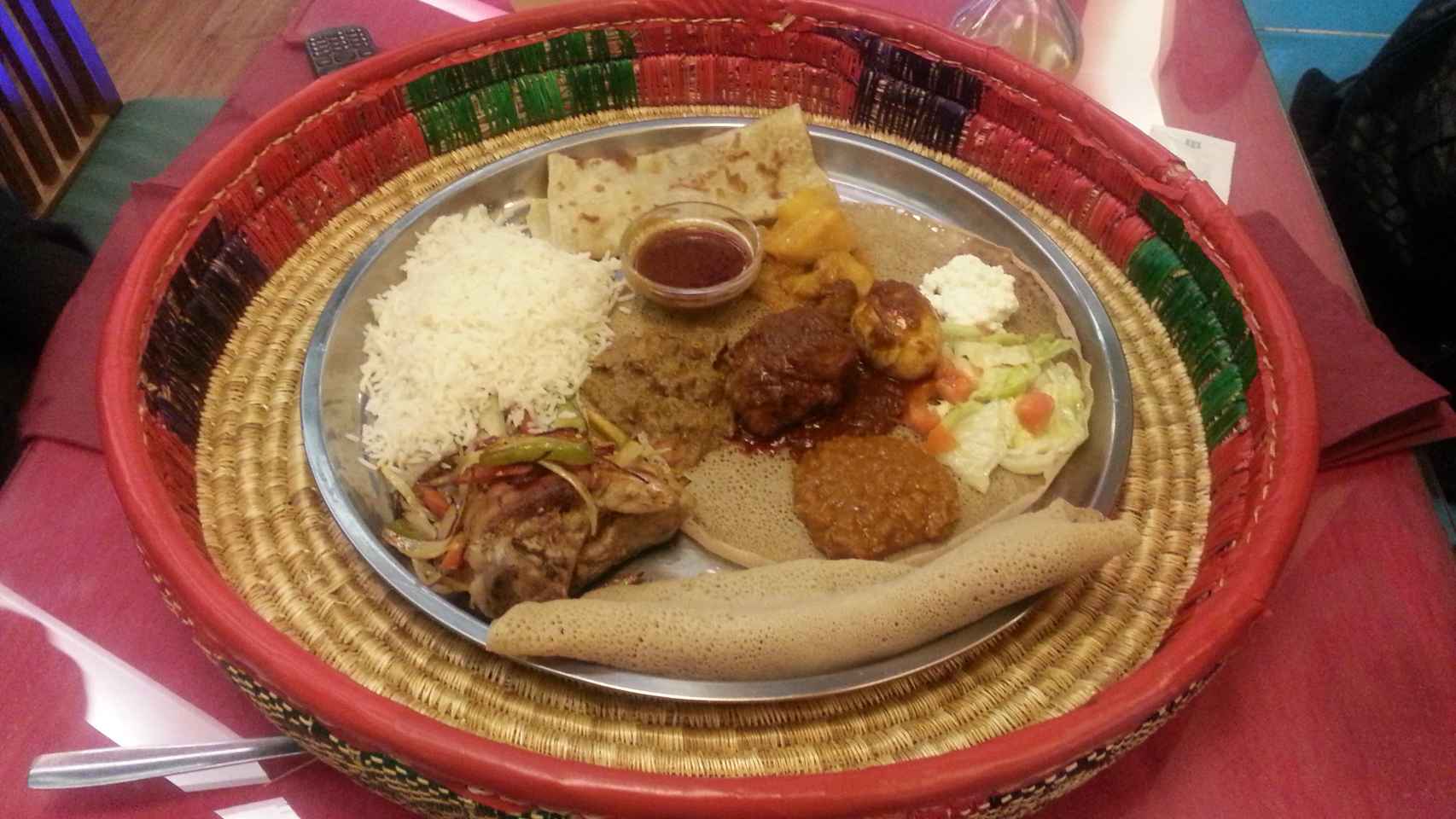 Uno de los platos del restaurante etíope.