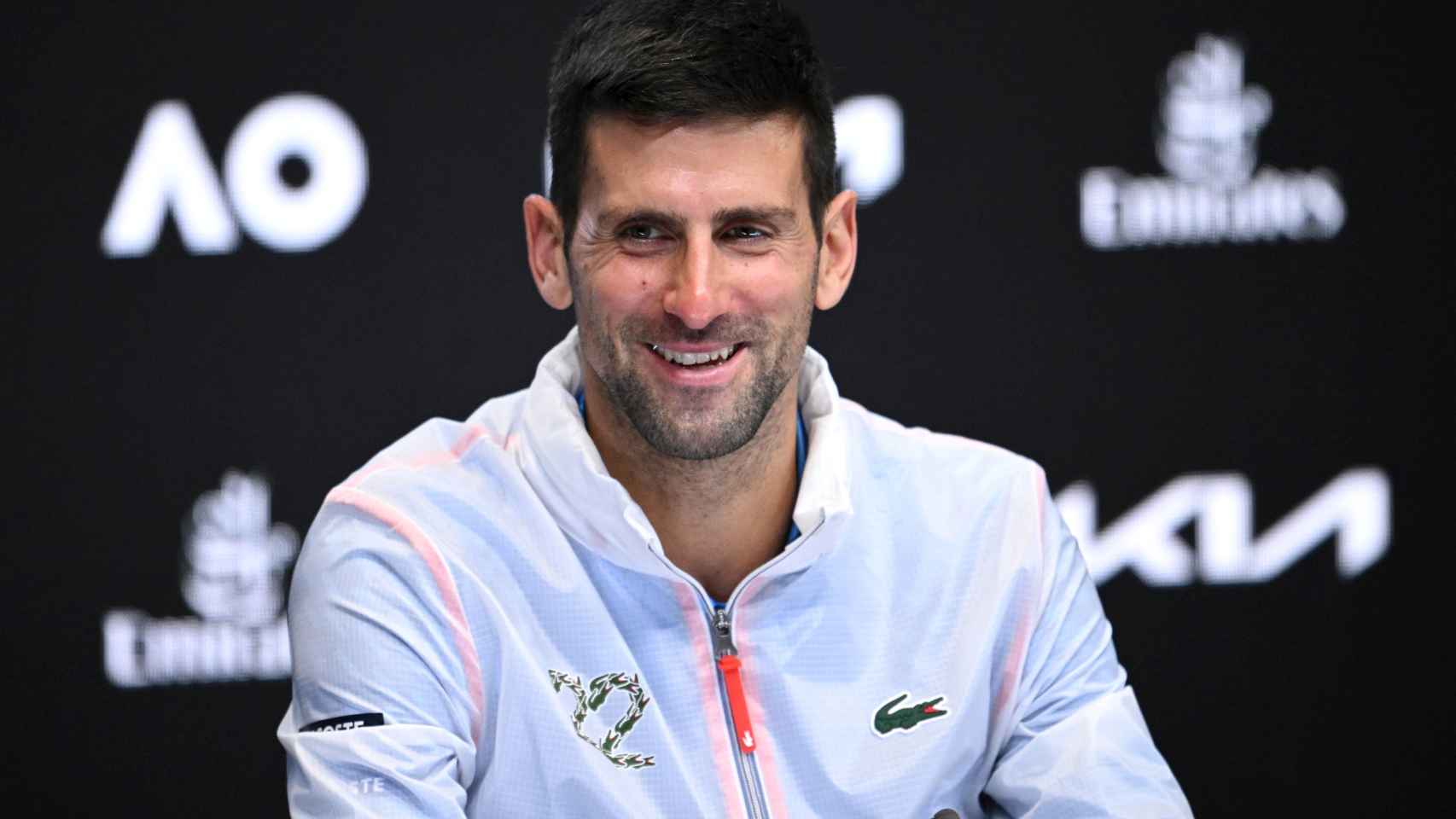 Novak Djokovic durante una rueda de prensa en el Abierto de Australia