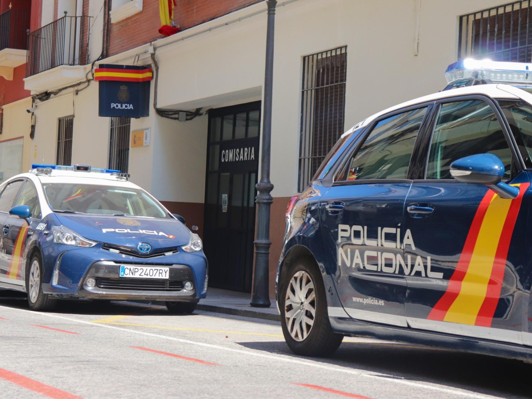 Detenido un ladrón que se disfrazaba de fontanero en Alicante pero que se  le olvidó ocultar su cara