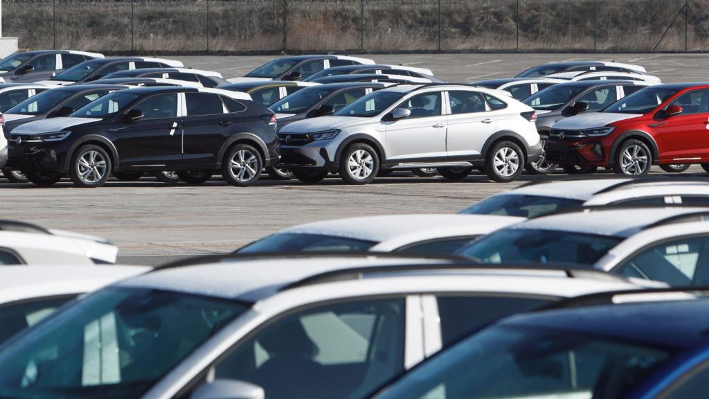 Imagen de una campa de coches en una fábrica española.