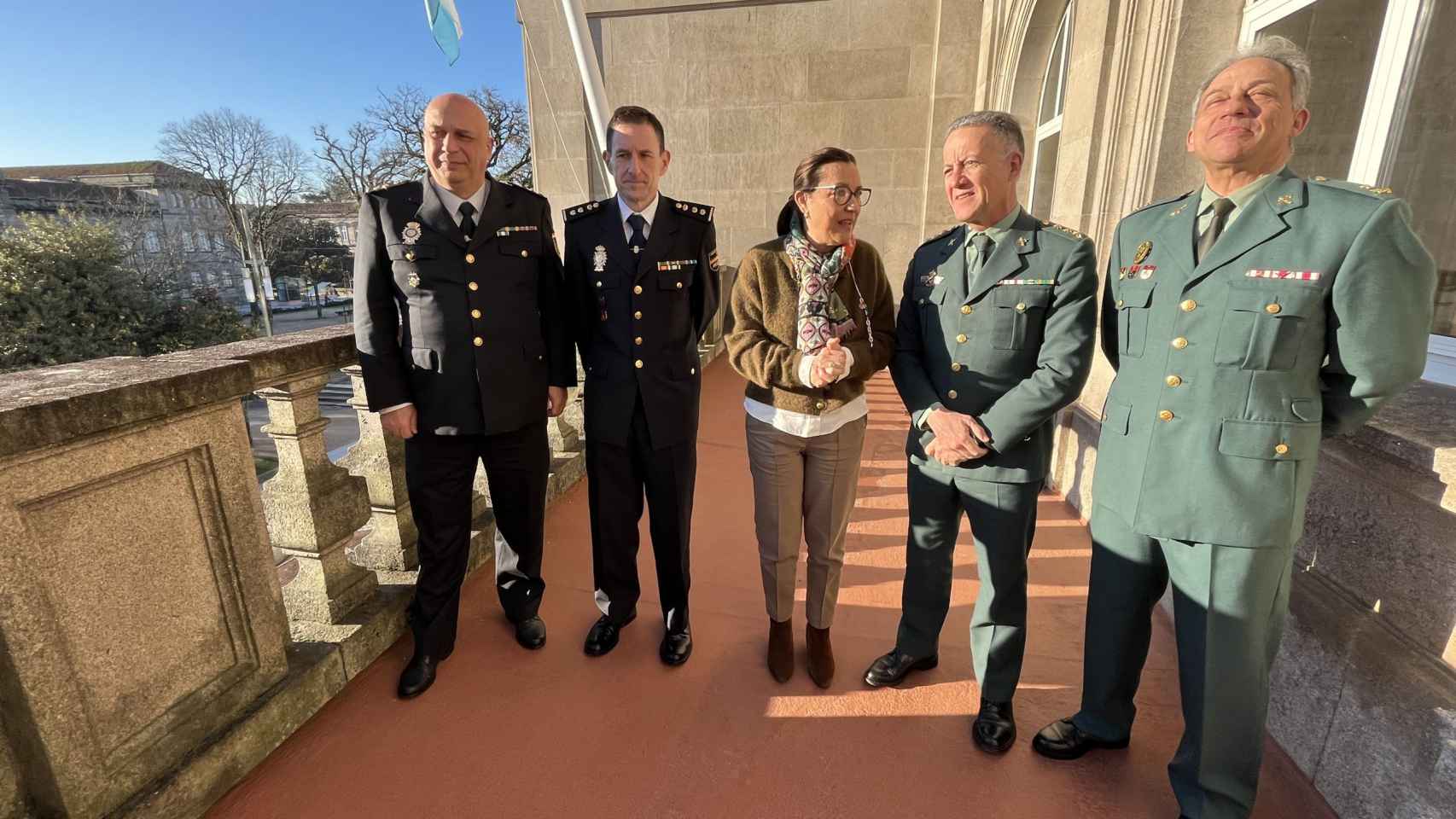 La subdelegada de Gobierno, Maica Larriba, junto a los máximos responsables de las Fuerzas y Cuerpos de Seguridad del Estado en la provincia.