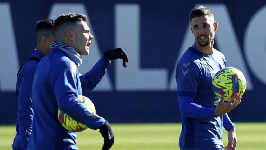 Álex Gallar y Fran Sol durante un entrenamiento con el Málaga CF
