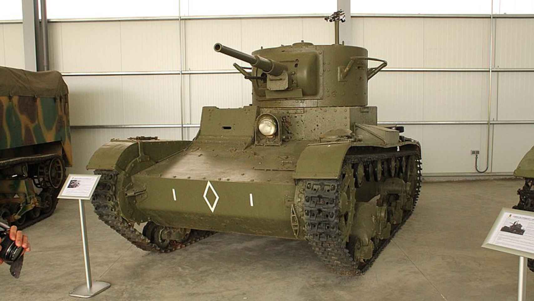 El tanque T-26 empleado por la República.