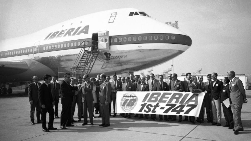 Primer 'Jumbo' de Iberia, con la matrícula EC-BRO.