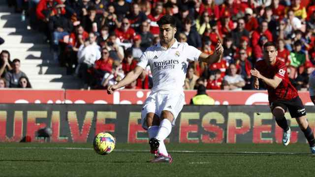 Lanzamiento de penalti de Marco Asensio durante el Mallorca - Real Madrid de La Liga 2022/2023
