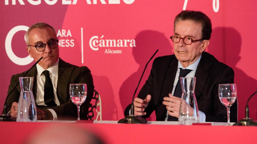 Jesús Navarro y Antonio Catalán en la primera conferencia de Cámara Business Club.