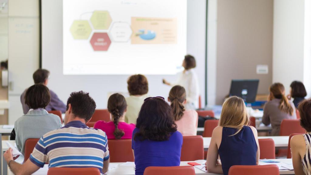 Una clase con alumnos de instituto, en una imagen de archivo.