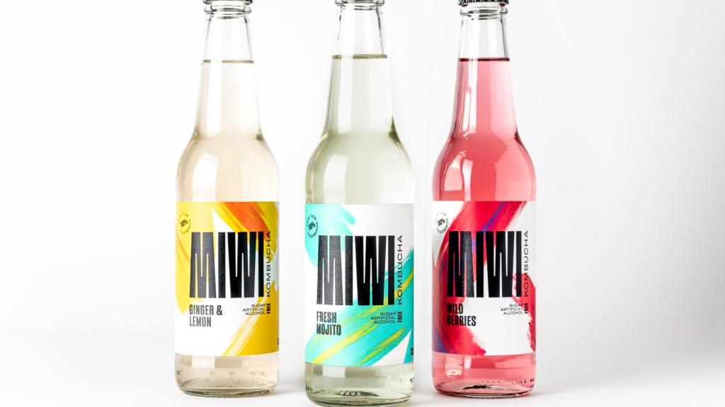 MIWI es la primera marca de kombucha sin azúcar y sin ingredientes artificiales fabricada en España, lista para disfrutar sin remordimientos.