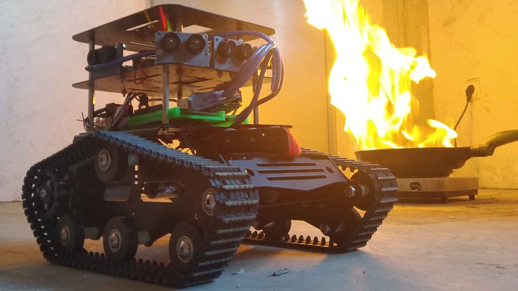 El robot en una prueba con fuego real.
