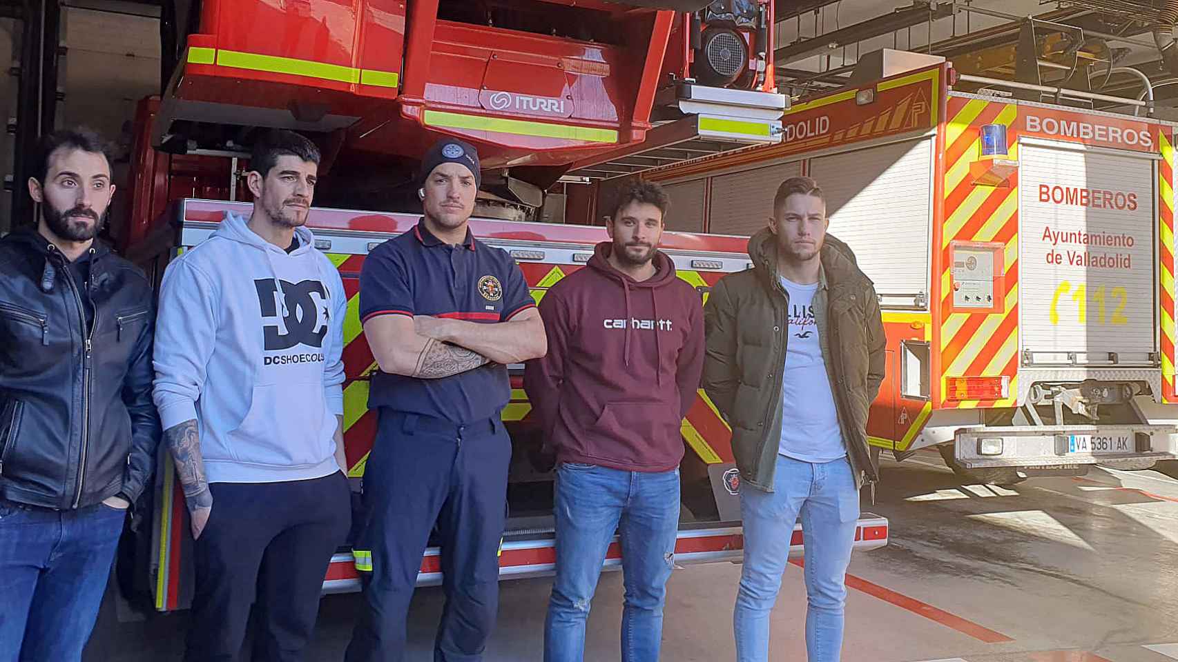 Los cinco bomberos de Valladolid que viajan hoy a Turquía
