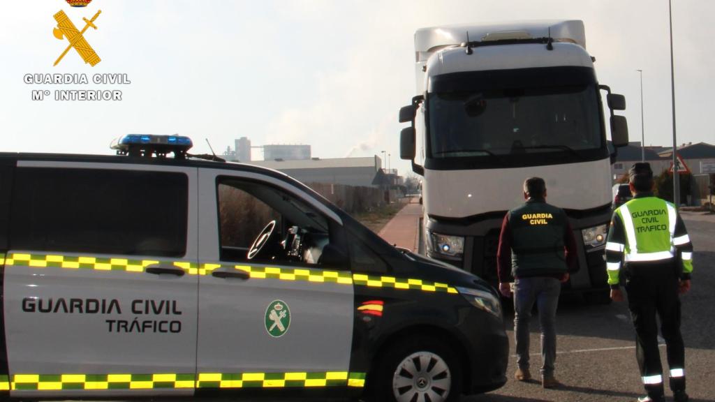 Detenido un camionero por el atropello mortal de un hombre en la A-30