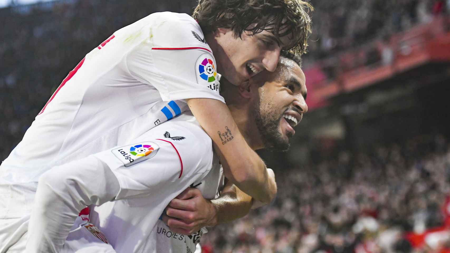 Bryan Gil y En-Nesyri celebran un gol contra el Mallorca